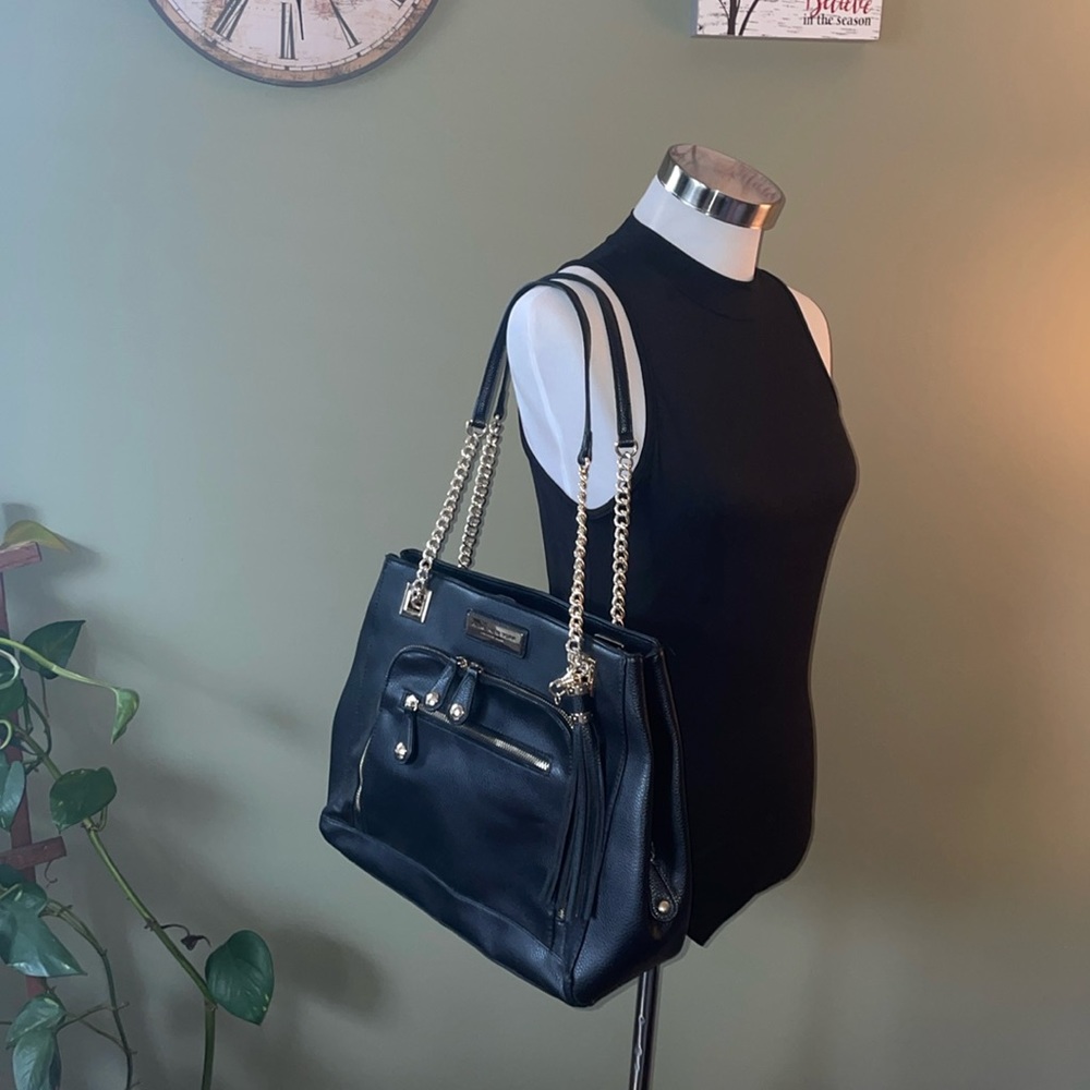 Marc New York Andrew Mark big pebble shoulder bag